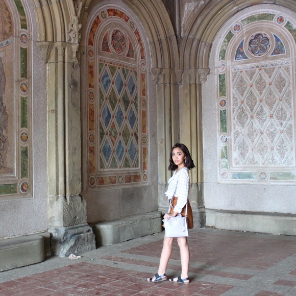 Welcome To My Closet! - Picture 3 of 16